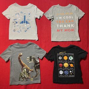 Old Navy Short Sleeve Shirt Bundle (4 Shirts) Size 5T